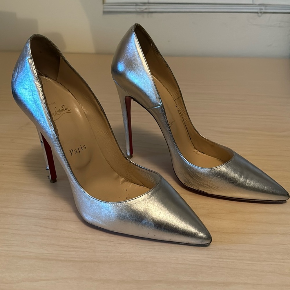 Christian Louboutin So Kate Metallizzato (Silver) Sz.40